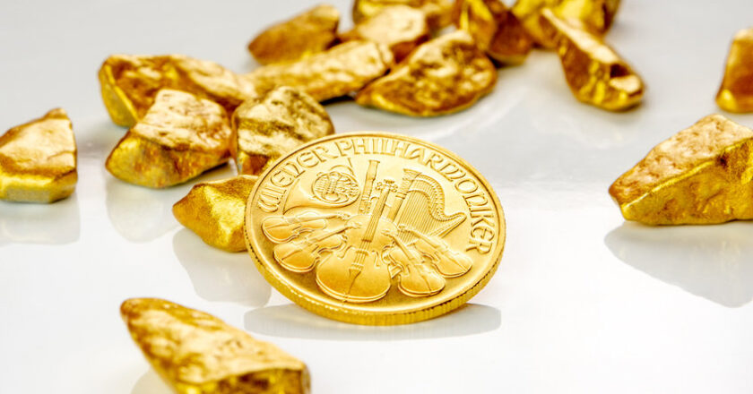 Pourquoi surveiller le cours de l’or avant de se lancer dans un investissement ?